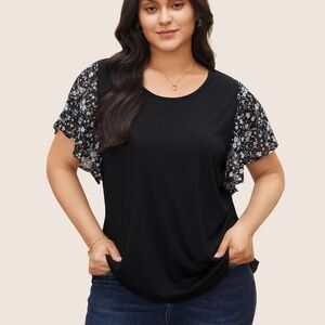 BloomChic Plus Size Ditsy Floral Ruffle Sleeve Round Neck T-Shirt